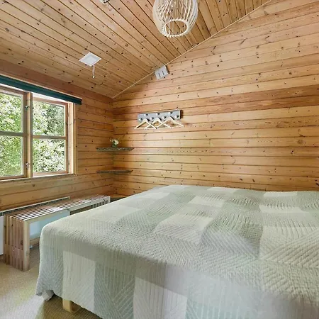 1611-aakirkeby-fyrrebakken-5 Сasa de vacaciones Vester Somarken